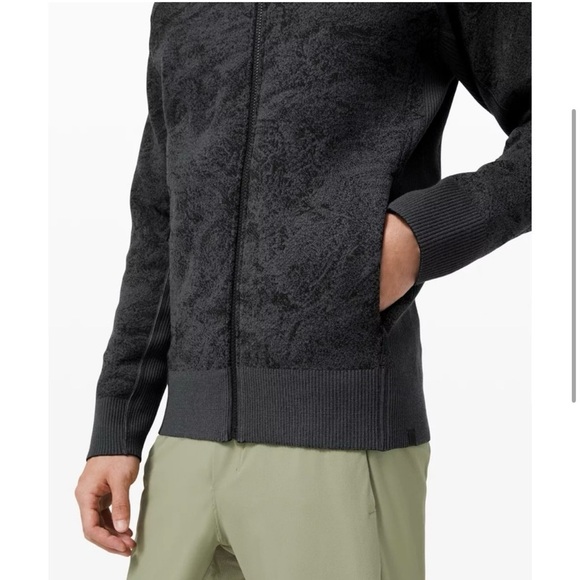 Lululemon End State Jacket Large Graphite Grey Black Full Zip Hooded Run Gym - Picture 3 of 11